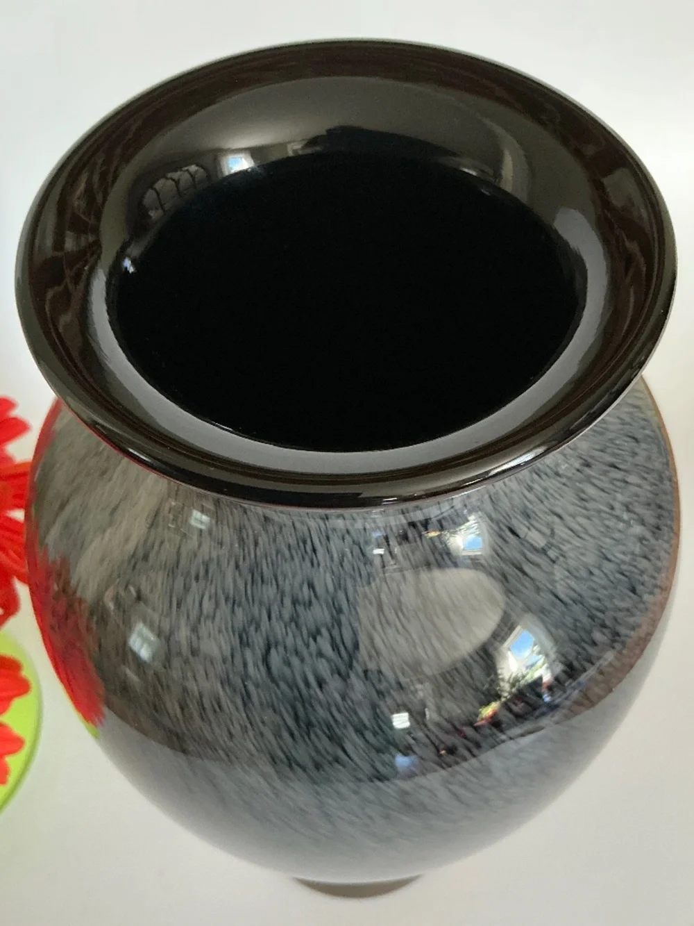 New Stunning Hand-Blown Art Glass Vase Charcoal Amber Black Tortoiseshell Shell